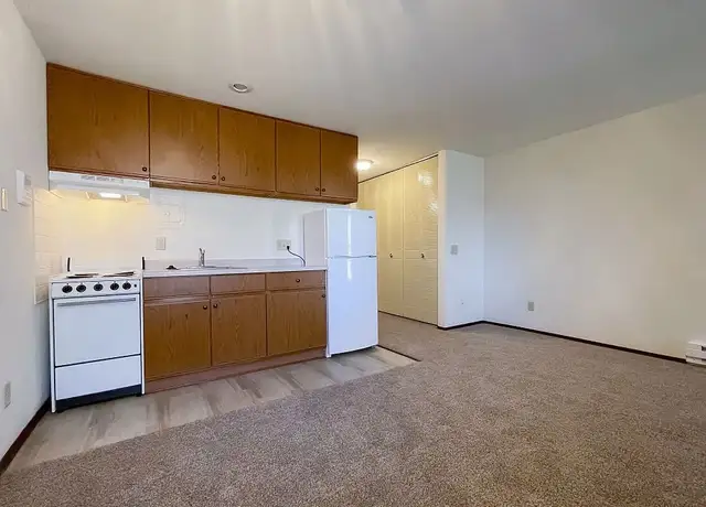 Photo of 6822 Schroeder Rd, Madison, WI 53711