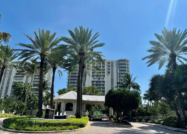 Property at 6001 N Ocean Dr #706, Hollywood, FL, 33019, 2 beds, 2.5 baths, [object Object]