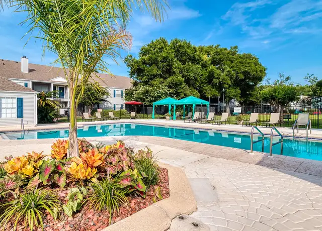 Photo of 2101 Scenic Hwy, Pensacola, FL 32503
