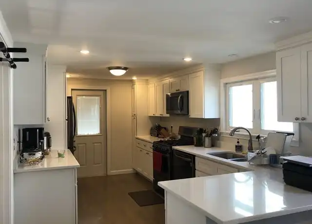 Property at 1 S Marble St Unit 1, Stoneham, MA, 02180, 2 beds, 2 baths, [object Object]