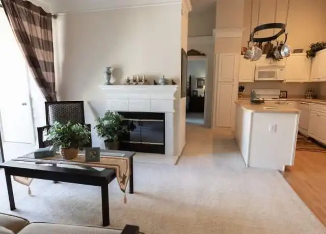 Property at 10106 Technology Blvd W Unit 1015, Dallas, TX, 75220, 1 bed, 1 bath, [object Object]
