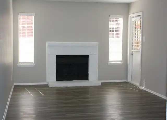 Property at Cobblestone Village - 951 Turner Rd, Grapevine, TX, 76051, 1-2 bed, 1-2 bath, [object Object]