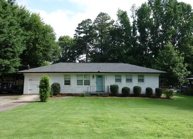 Property at 3064 Anderson Pl, Decatur, GA, 30033, 3 beds, 1.5 baths, [object Object]