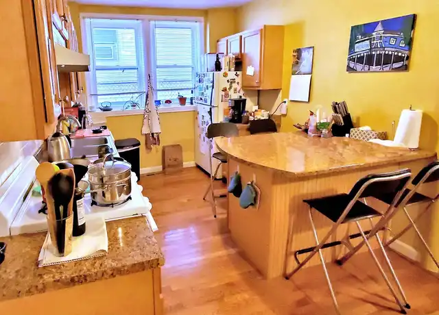Property at 64 Furnace St Unit 1B, Providence, RI, 02903, 2 beds, 1 bath, [object Object]