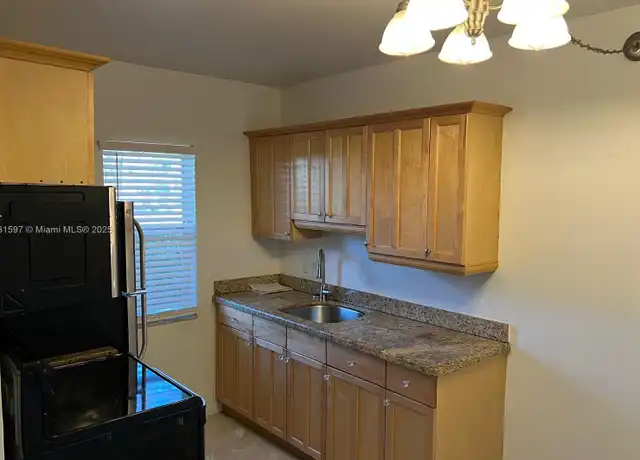 Property at 2301 NE 6th Ave #103, Wilton Manors, FL, 33305, 1 bed, 1 bath, [object Object]