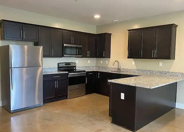 Property at St. John Flats II - 936 21st Ave E, Tuscaloosa, AL, 35404, 1 bed, 1 bath, [object Object]