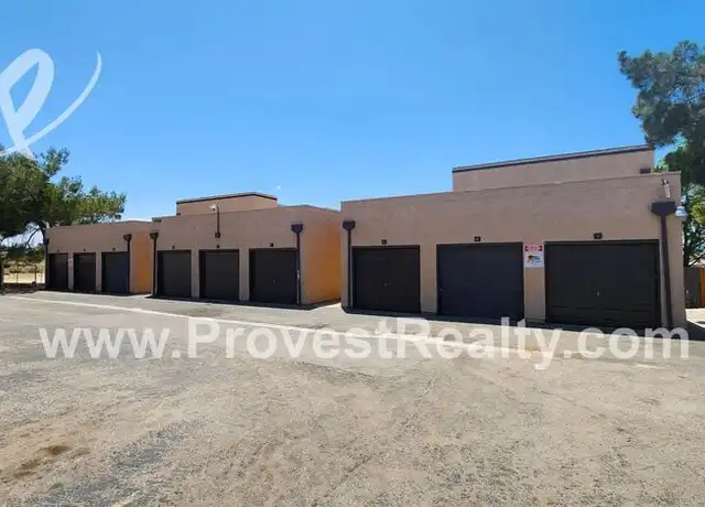 Property at 17979 Quantico Rd Unit 2, Apple Valley, CA, 92307, 3 beds, 1 bath, [object Object]