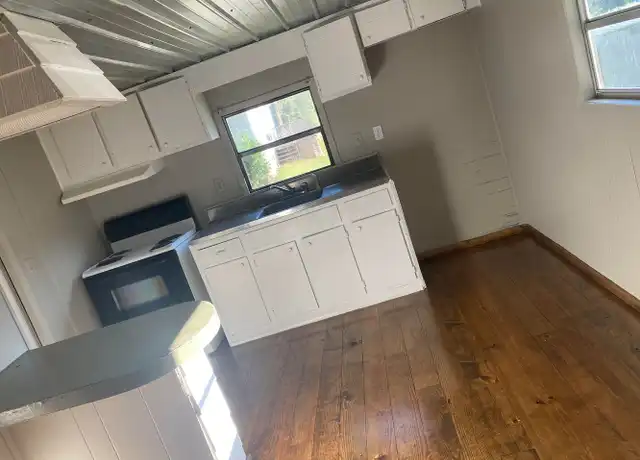 Property at 101 Fay Ave Unit 10, Saltillo, MS, 38866, 2 beds, 1 bath, [object Object]