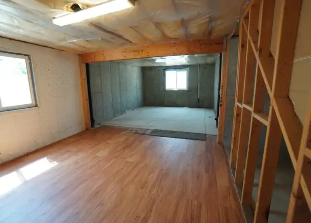 Property at 2017 S 400 E, Kaysville, UT, 84037, 3 beds, 2 baths, [object Object]