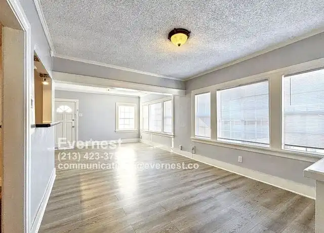 Property at 4612 Pickford St, Los Angeles, CA, 90019, 2 beds, 1 bath, [object Object]