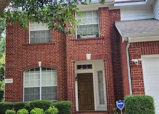 Property at 1104 Summerbrook Dr, Euless, TX, 76040, 3 beds, 2.5 baths, [object Object]