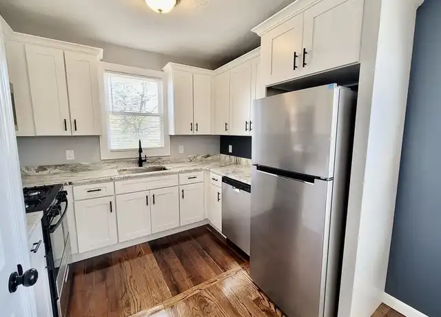 Property at 121 Lowden St Unit 3, Pawtucket, RI, 02860, 4 beds, 1 bath, [object Object]