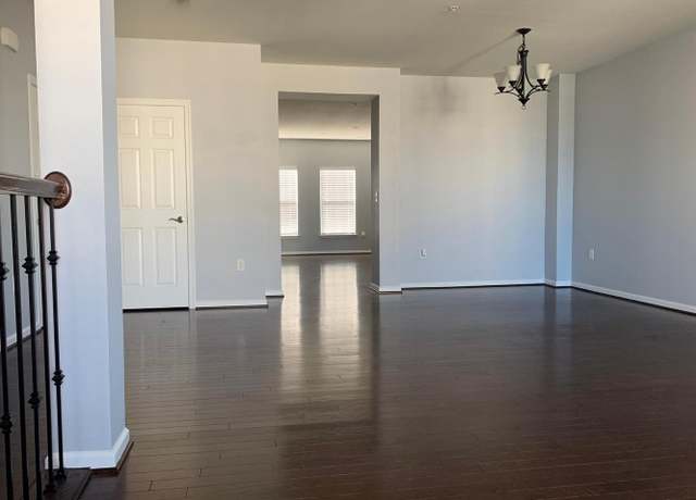 Photo of 43537 Helmsdale Ter, Chantilly, VA 20152