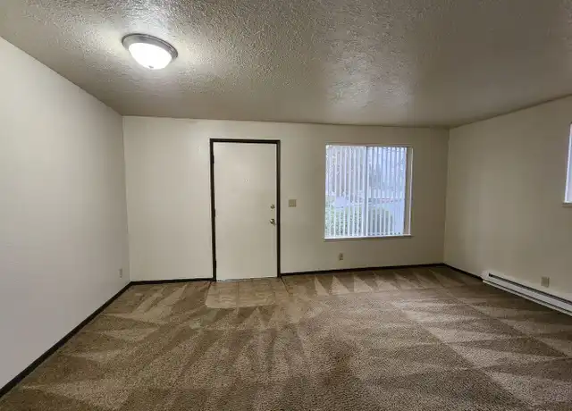 Property at 700-756 Plymouth Dr NE Unit 718, Keizer, OR, 97303, 1 bed, 1 bath, [object Object]