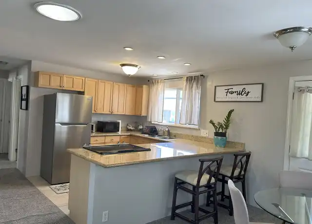 Property at 3527 Puuku Makai Dr, Honolulu, HI, 96818, 3 beds, 1 bath, [object Object]