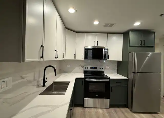 Property at 1455 Maple Ave Unit 108, Evanston, IL, 60201, 1 bed, 1 bath, [object Object]