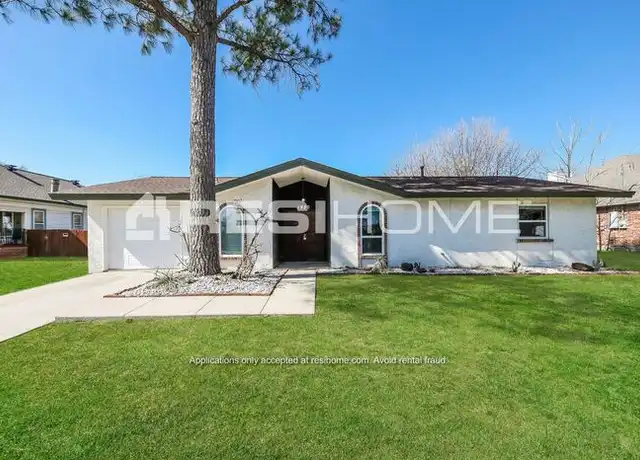 Property at 1920 Bernard St, Denton, TX, 76205, 3 beds, 2 baths, [object Object]