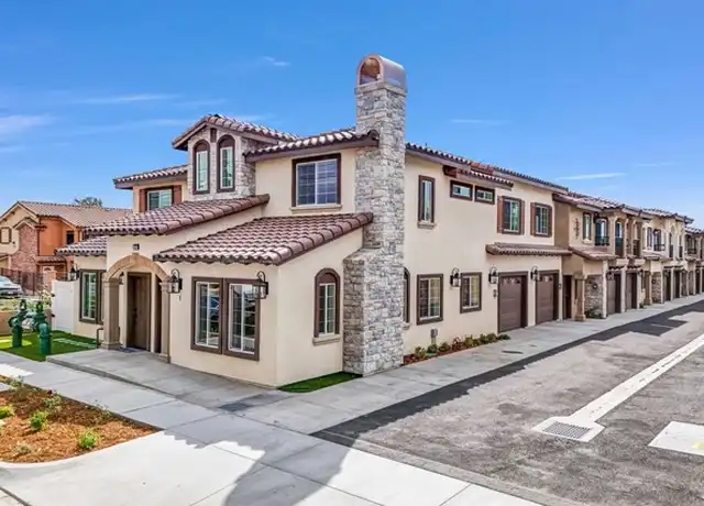 Property at 16385 Valencia Ave Unit 6, Fontana, CA, 92335, 3 beds, 2.5 baths, [object Object]