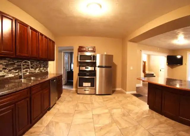 Property at 61 Leroy St Unit 1, Binghamton, NY, 13905, 6 beds, 4.5 baths, [object Object]