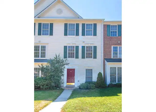 Property at 42821 Pilgrim Sq, Chantilly, VA, 20152, 3 beds, 2.5 baths, [object Object]