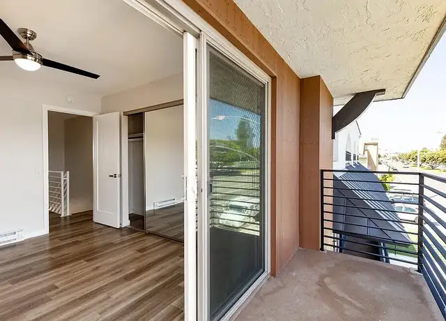Photo of 2106 Manhattan Beach Blvd, Redondo Beach, CA 90278