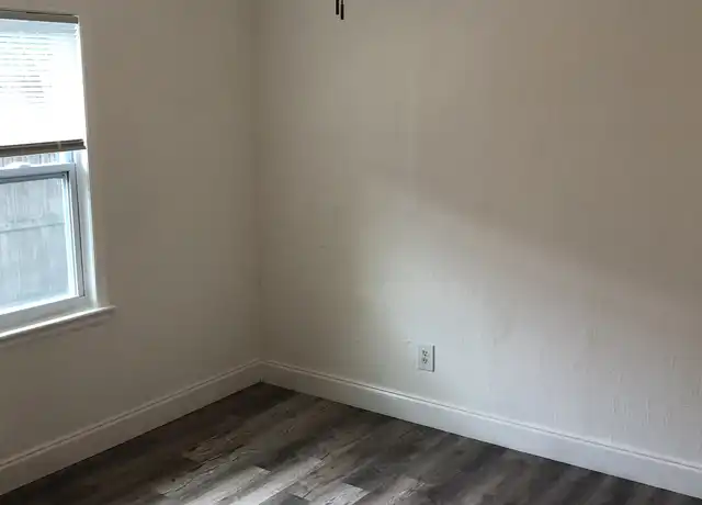 Property at 527 13th Ave NW Unit 527, Largo, FL, 33770, 1 bed, 1 bath, [object Object]
