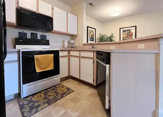 Property at Terraces on the Green - 3049 Chenoweth Rd, Akron, OH, 44312, 1-2 bed, 1-2 bath, [object Object]