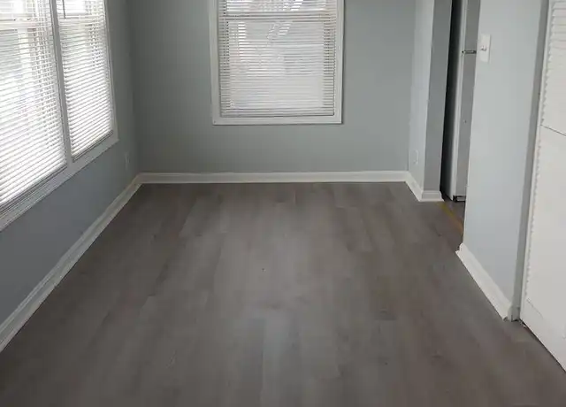 Property at 1625 W Jefferson St Unit 3, Louisville, KY, 40203, 2 beds, 1 bath, [object Object]