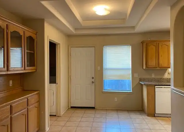 Property at 2117 W Western Dr Unit 3, Edinburg, TX, 78539, 3 beds, 2 baths, [object Object]