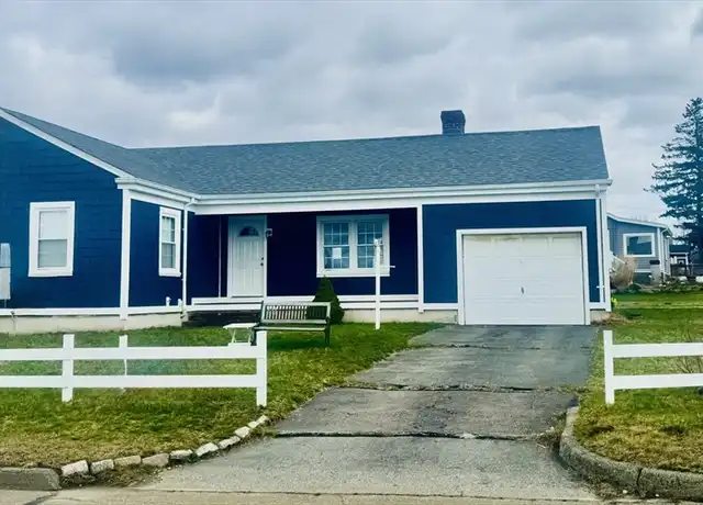 Property at 672 W Rodney French Blvd, New Bedford, MA, 02744, 2 beds, 1 bath, [object Object]