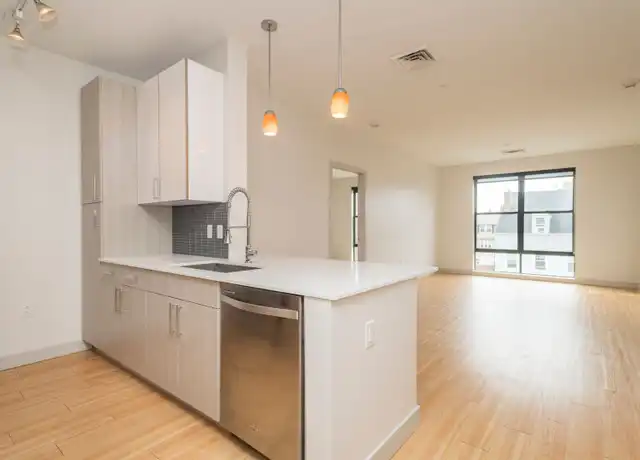 Property at 39 Woodstock Ave, Brighton, MA, 02135, 5 beds, 2 baths, [object Object]