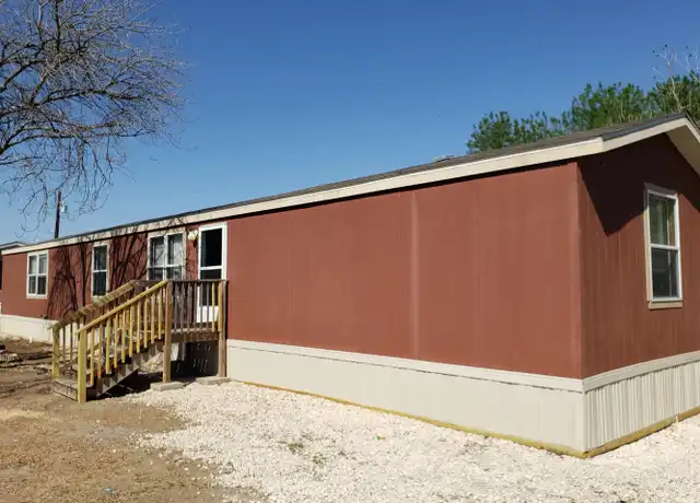 Property at 1914 14th St Unit 10, Hondo, TX, 78861, 3 beds, 2 baths, [object Object]