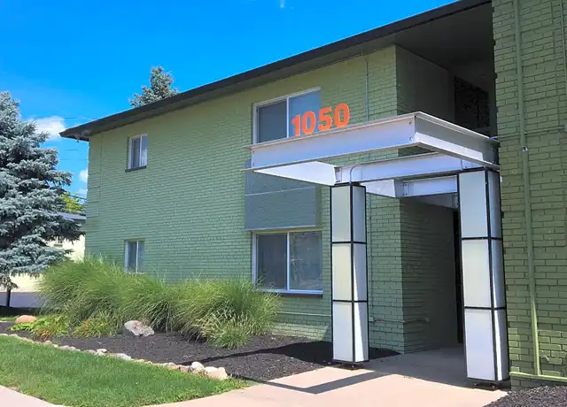 Property at 1050 N Adams Rd Unit 201, Birmingham, MI, 48009, 0 beds, 1 bath, [object Object]