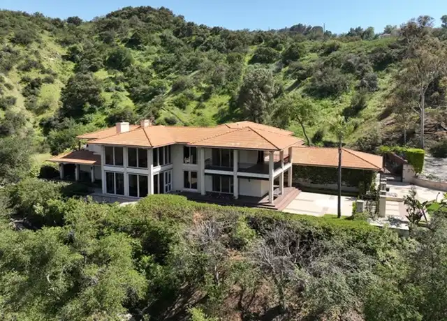 Property at 540 Haverstock Rd, La Canada Flintridge, CA, 91011, 7 beds, 6 baths, [object Object]