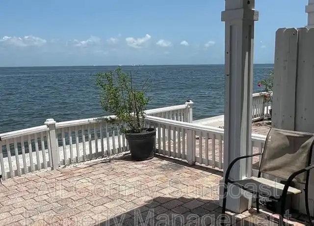 Property at 5066 Coquina Key Dr SE, Saint Petersburg, FL, 33705, 2 beds, 1.5 baths, [object Object]