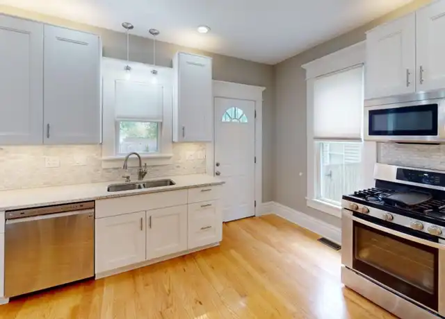 Property at 1348 Summit St, Columbus, OH, 43201, 5 beds, 2.5 baths, [object Object]