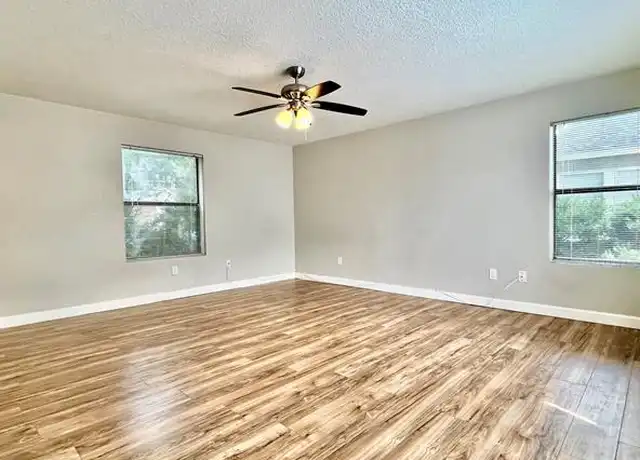 Property at 701 W Sycamore St Unit 101, Denton, TX, 76201, 1 bed, 1 bath, [object Object]