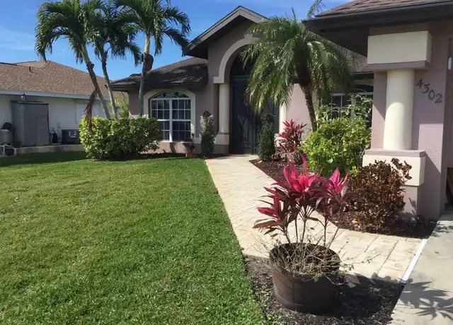 Property at 4302 SW 19th Ave, Cape Coral, FL, 33914, 3 beds, 2 baths, [object Object]