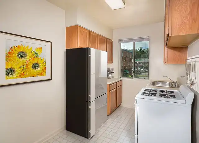 Property at Bedford and Victoria Station Apartments - 1400 University Blvd E, Hyattsville, MD, 20783, 1-2 bed, 1 bath, [object Object]