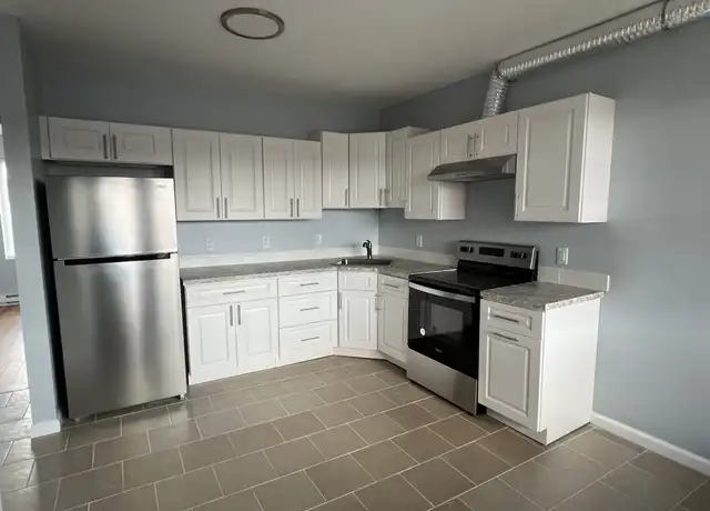 Property at 11 Julius St Unit A1, Hartford, CT, 06114, 2 beds, 1 bath, [object Object]