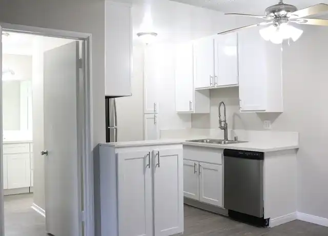Property at 433 Pioneer Dr, Glendale, CA, 91203, 1 bed, 1 bath, [object Object]