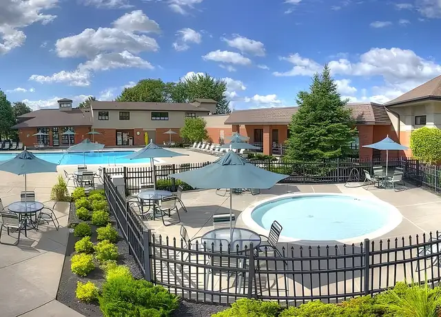Photo of 999 E Henrietta Rd, Rochester, NY 14623