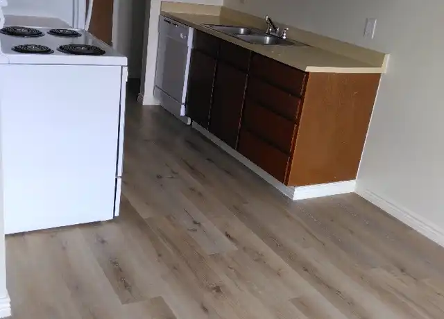 Property at 251 S Valley Dr Unit 32, Evanston, WY, 82930, 2 beds, 1 bath, [object Object]