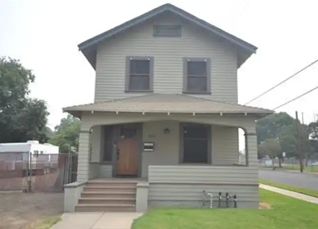 Property at 306 N Park Ave, Fresno, CA, 93701, 3 beds, 2 baths, [object Object]
