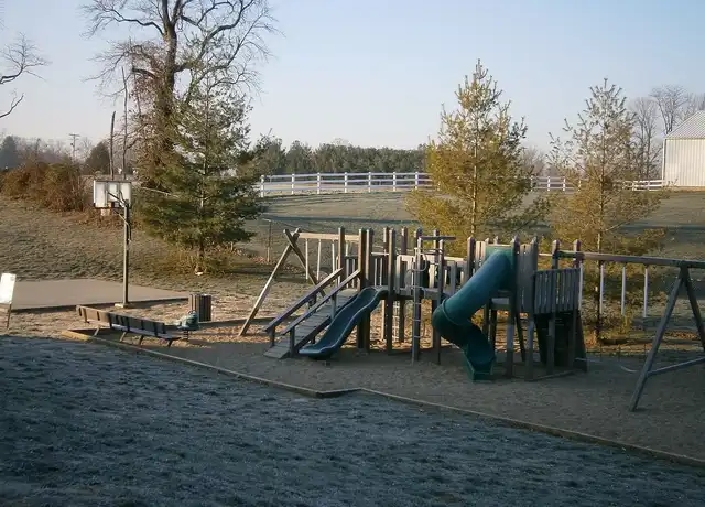 Property at Shawnee Apartments - 100 Shawnee Ln, Bedford, IN, 47421, 2-3 beds, 1-2 bath, [object Object]
