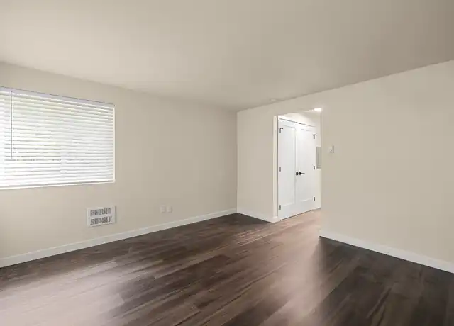 Property at 1002 Ash St Unit 1026, Aberdeen, WA, 98520, 2 beds, 1.5 baths, [object Object]