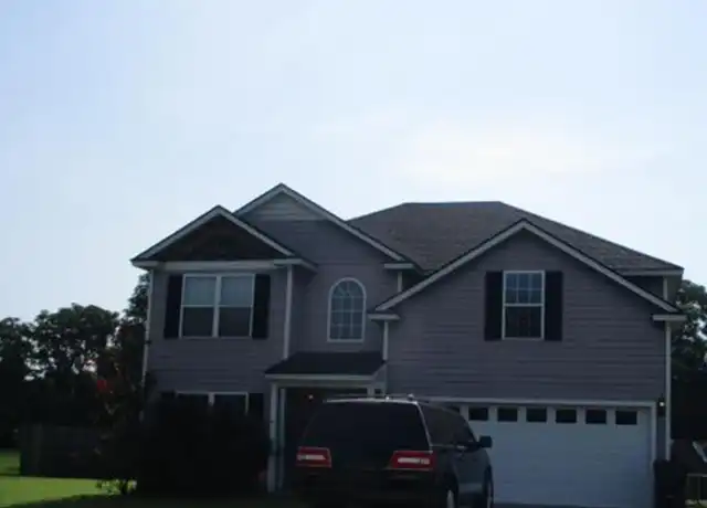 Property at 18 N Moody Dr, Ray City, GA, 31645, 4 beds, 2.5 baths, [object Object]