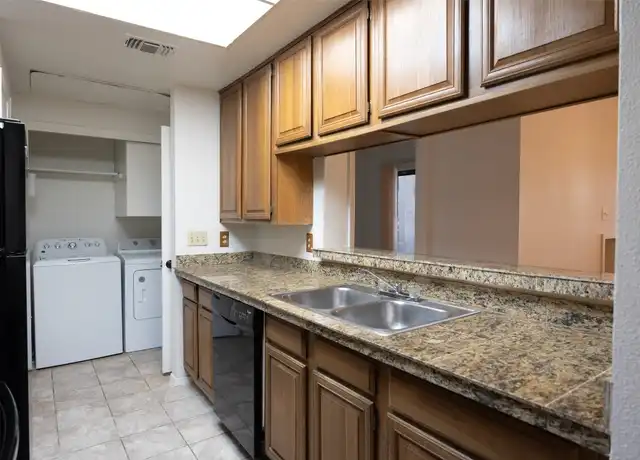 Property at 806 W 24th St #207, Austin, TX, 78705, 2 beds, 1 bath, [object Object]