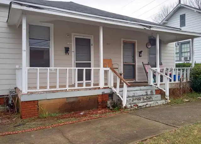 Property at 107 38th St Unit B, Columbus, GA, 31904, 1 bed, 1 bath, [object Object]