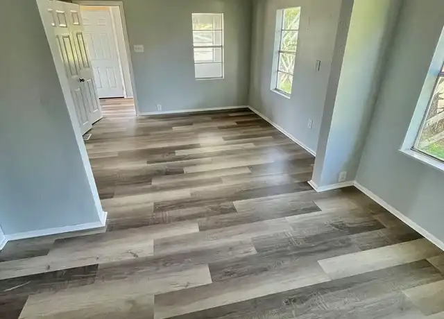Property at 613 W 8th St, Lakeland, FL, 33805, 3 beds, 1 bath, [object Object]